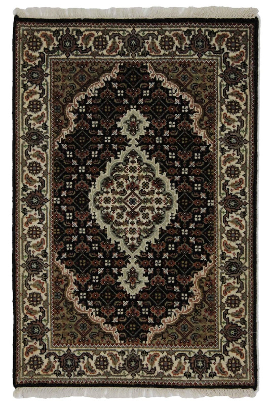 Canvello Hand Made Formal Medallion Indo Tabriz Rug - 2'0'' X 3'2''